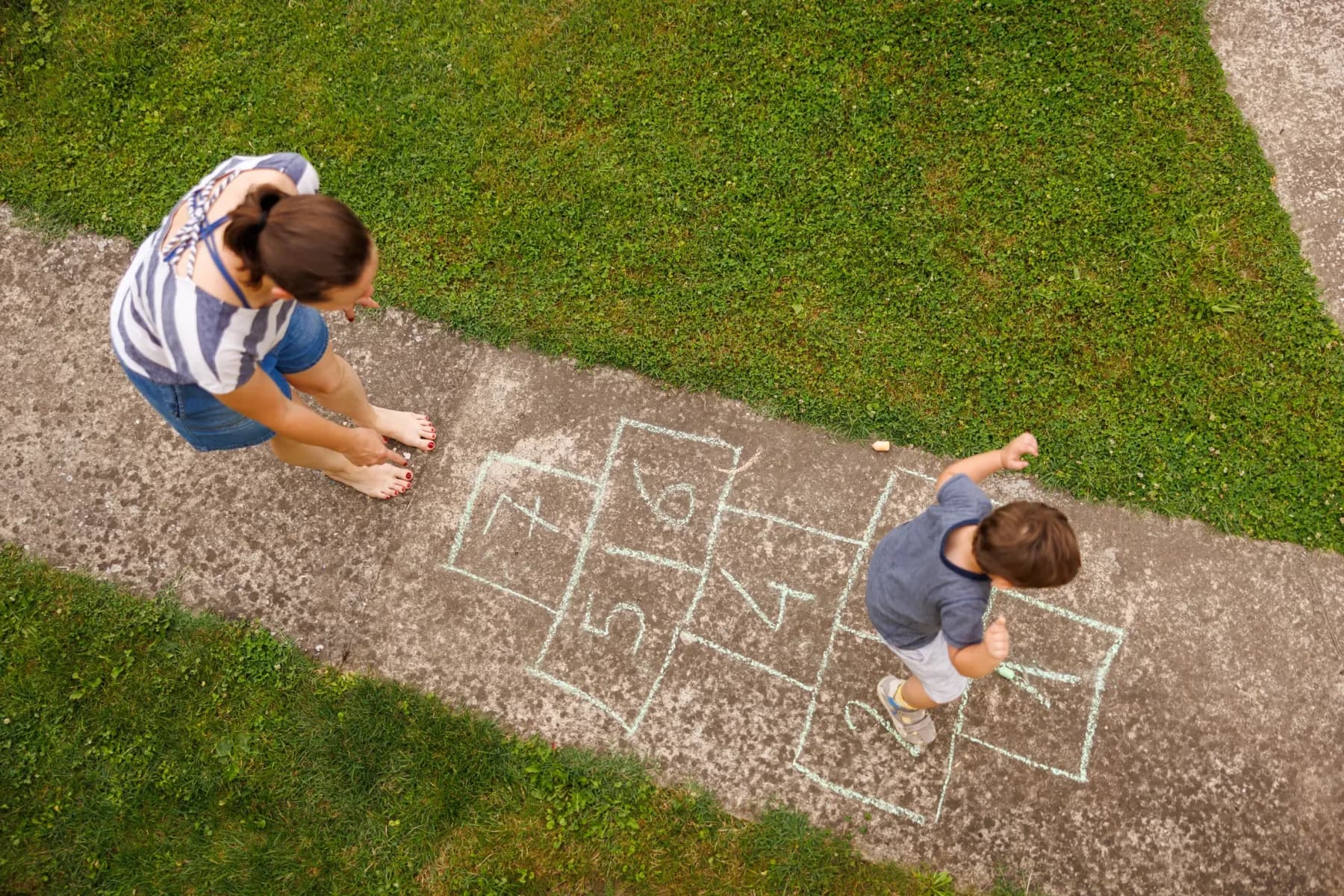Hands-on quantitative reasoning and evidence evaluation